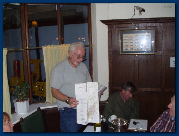 600x449 pixels (105K)